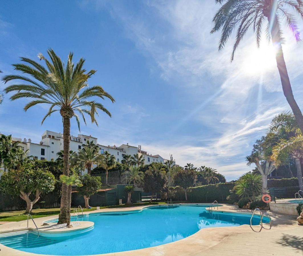 Harbor Getaway In The Heart Of Puerto Banus With Walking Dictance To Everything Marbella Bagian luar foto