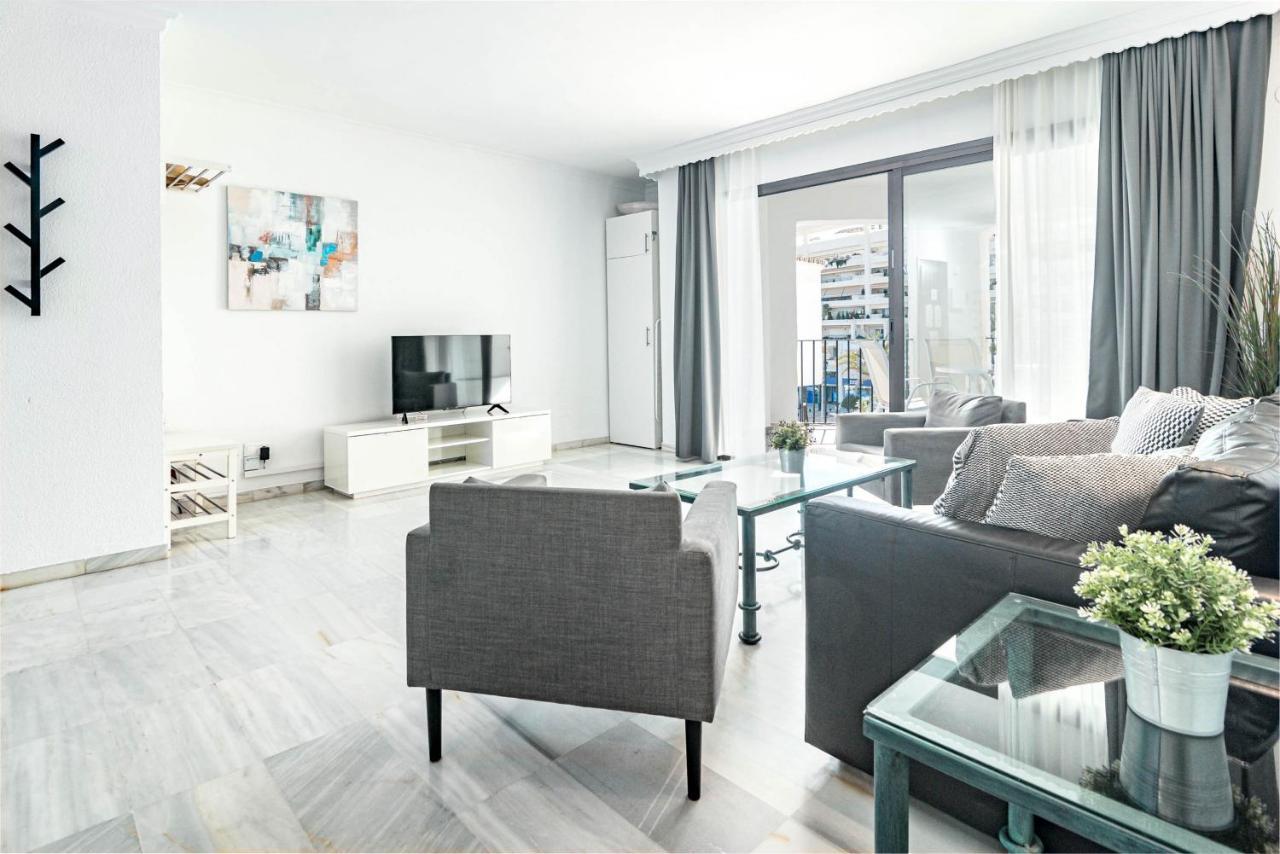 Harbor Getaway In The Heart Of Puerto Banus With Walking Dictance To Everything Marbella Bagian luar foto