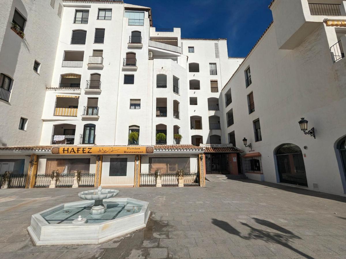Harbor Getaway In The Heart Of Puerto Banus With Walking Dictance To Everything Marbella Bagian luar foto