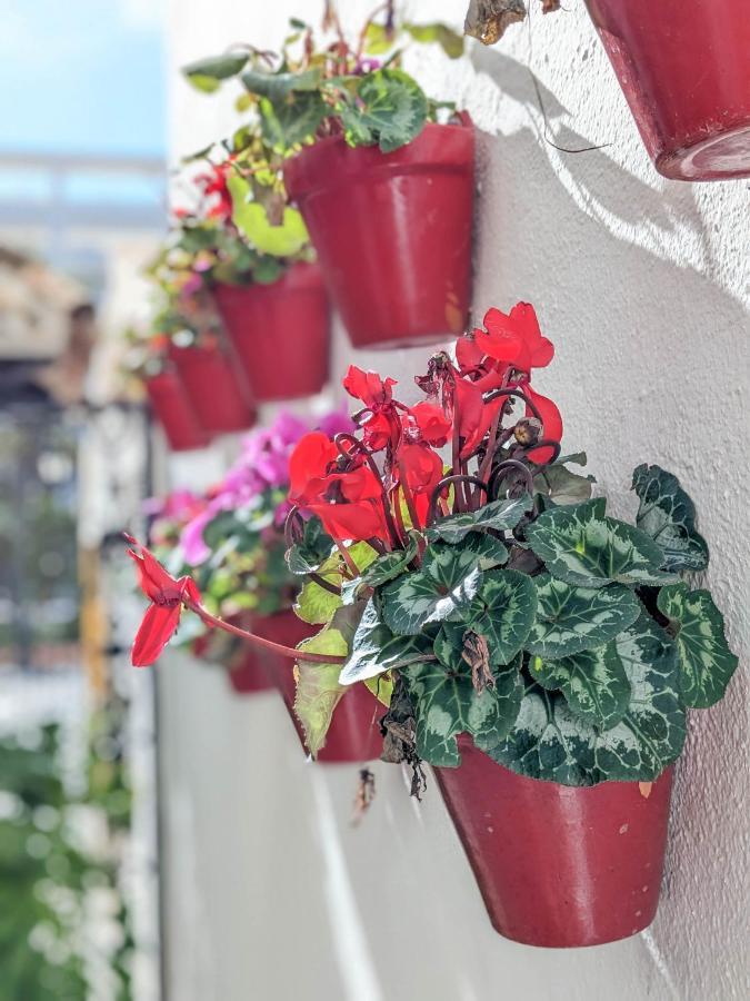 Harbor Getaway In The Heart Of Puerto Banus With Walking Dictance To Everything Marbella Bagian luar foto